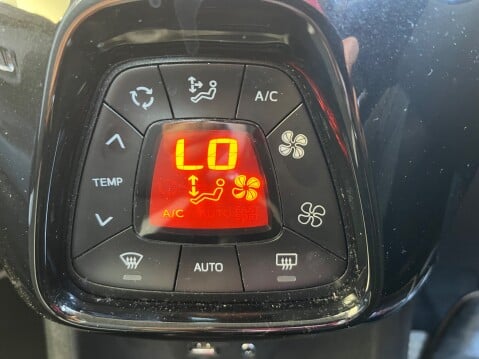 Toyota Aygo 1.0 VVT-I X-CLUSIV 15