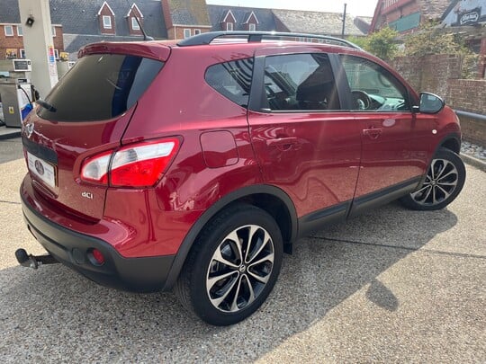 Nissan Qashqai 1.5 DCI 360