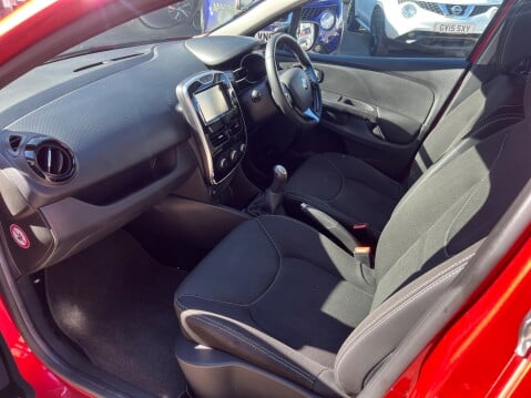 Renault Clio 1.2 16V DYNAMIQUE NAV 12