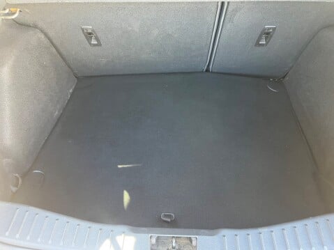 Ford Focus 1.5 TDCI ZETEC 6