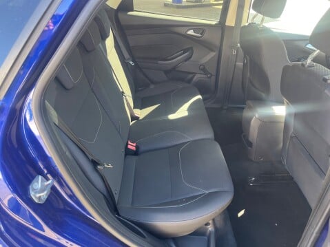 Ford Focus 1.5 TDCI ZETEC 7