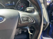 Ford Focus 1.5 TDCI ZETEC 15