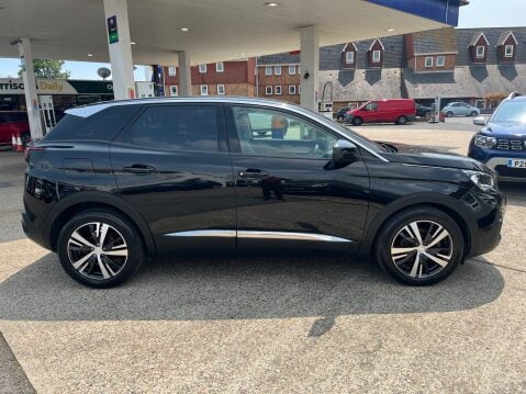 Peugeot 3008 1.2 PURETECH ALLURE 7