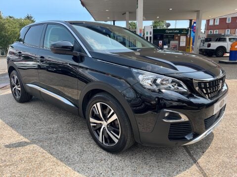 Peugeot 3008 1.2 PURETECH ALLURE 4