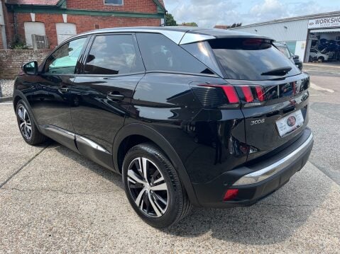 Peugeot 3008 1.2 PURETECH ALLURE 10