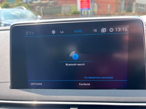 Peugeot 3008 1.2 PURETECH ALLURE 18