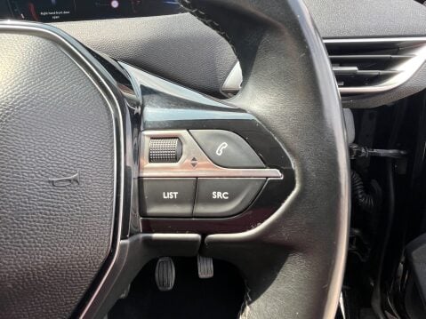 Peugeot 3008 1.2 PURETECH ALLURE 14
