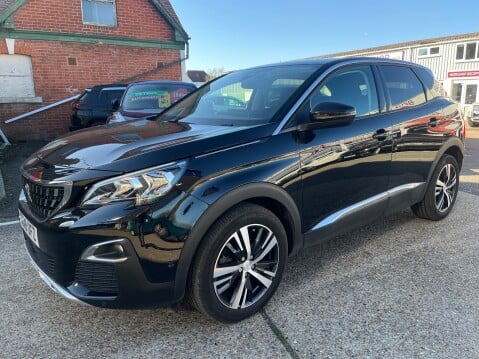 Peugeot 3008 1.2 PURETECH ALLURE 1