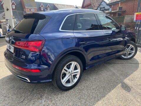 Audi Q5 2.0 TDI QUATTRO S LINE AUTOMATIC 2