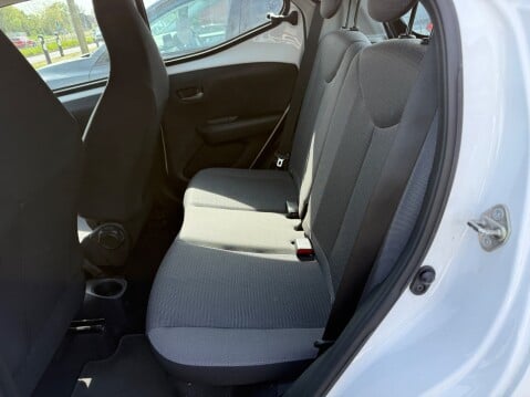 Toyota Aygo VVT-I X-PLAY TSS 11