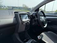 Toyota Aygo VVT-I X-PLAY TSS 8
