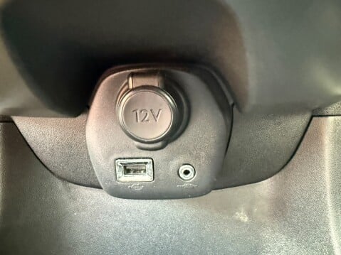 Toyota Aygo VVT-I X-PLAY TSS 15