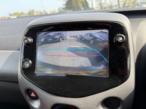 Toyota Aygo VVT-I X-PLAY TSS 13