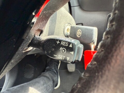 Toyota Aygo VVT-I X-PLAY TSS 19