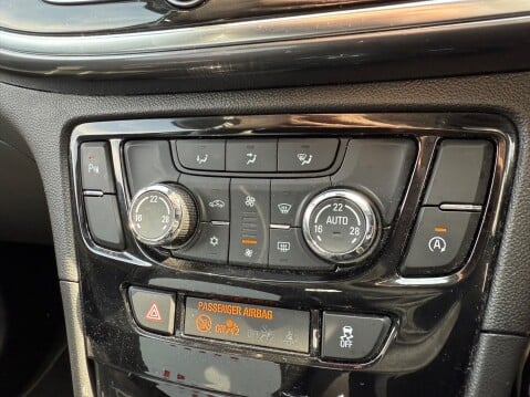 Vauxhall Mokka X DESIGN NAV S/S 14