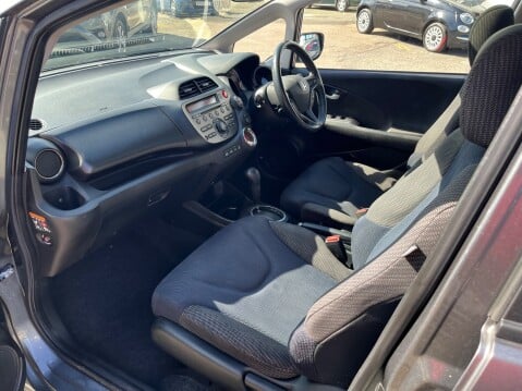 Honda Jazz I-VTEC EX AUTOMATIC 12