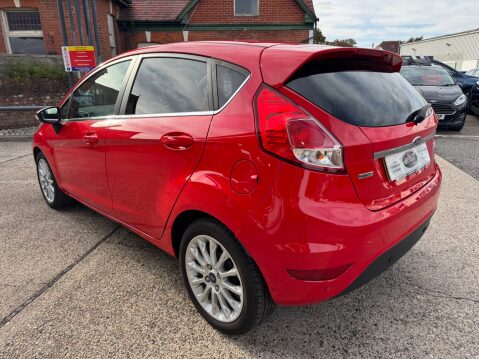 Ford Fiesta 1.6 TDCI TITANIUM X 9