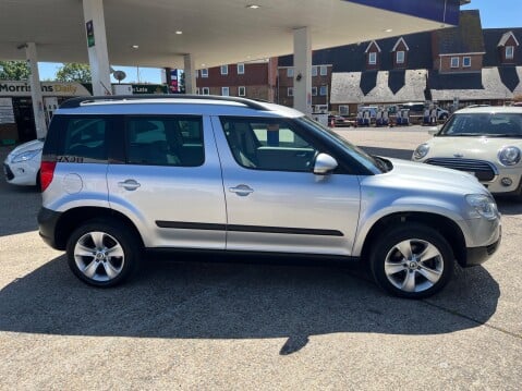 Skoda Yeti ELEGANCE GREENLINE II TDI CR 8