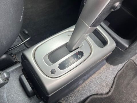 Nissan Note 1.6 TEKNA AUTOMATIC 15