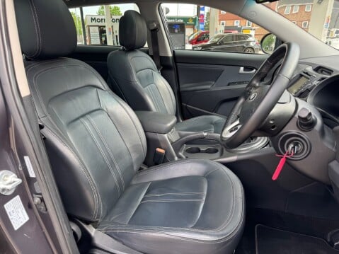 Kia Sportage CRDI KX-3 SAT NAV 3