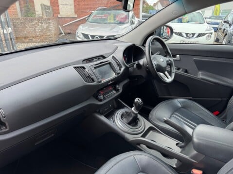 Kia Sportage CRDI KX-3 SAT NAV 12
