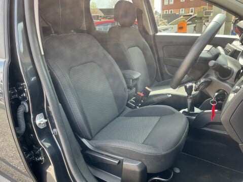 Dacia Duster 1.6 SCE COMFORT 3