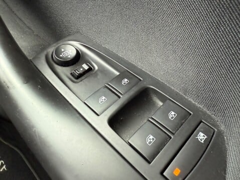 Vauxhall Astra SRI NAV 21