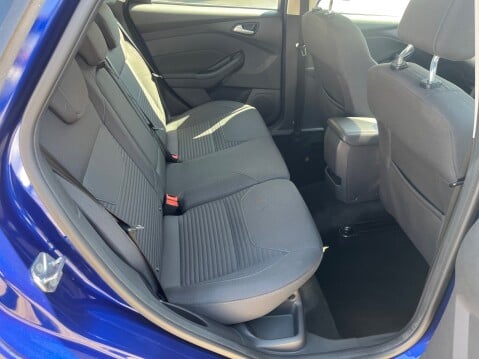 Ford Focus TITANIUM 7