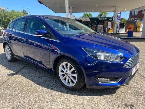 Ford Focus TITANIUM 4