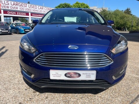 Ford Focus TITANIUM 9