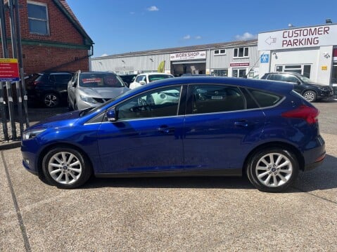 Ford Focus TITANIUM 10