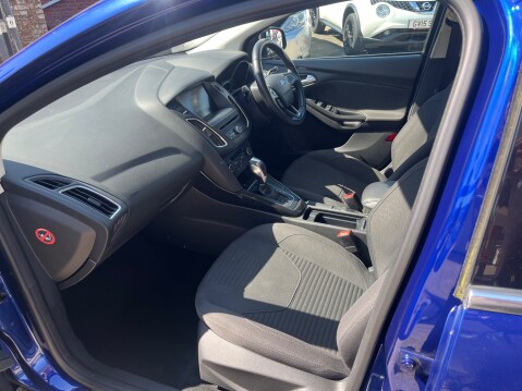 Ford Focus TITANIUM 12