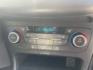 Ford Focus TITANIUM 18