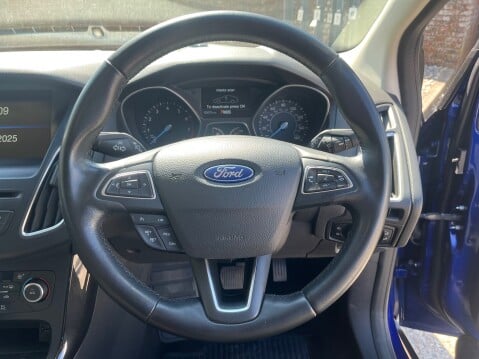 Ford Focus TITANIUM 13