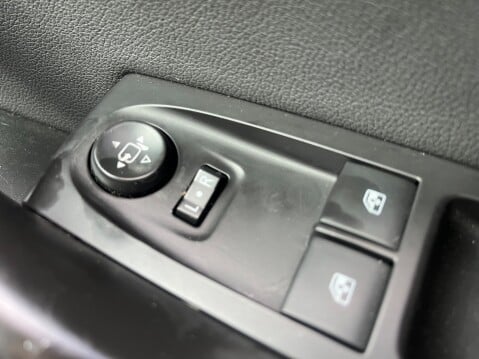 Vauxhall Astra GRIFFIN S/S 28