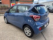 Hyundai i10 1.0 SE 11
