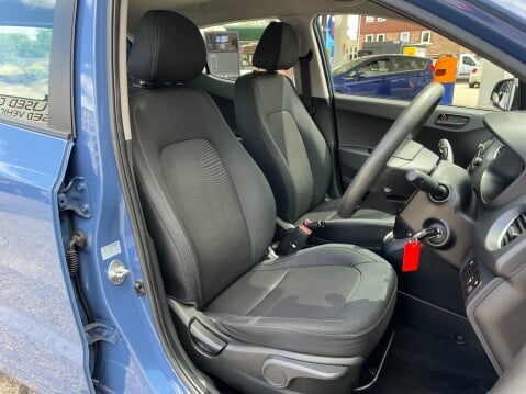 Hyundai i10 1.0 SE 3
