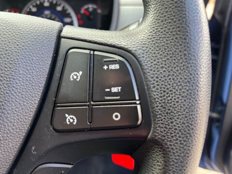 Hyundai i10 1.0 SE 15