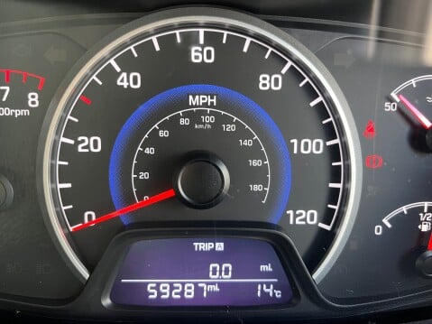 Hyundai i10 1.0 SE 22