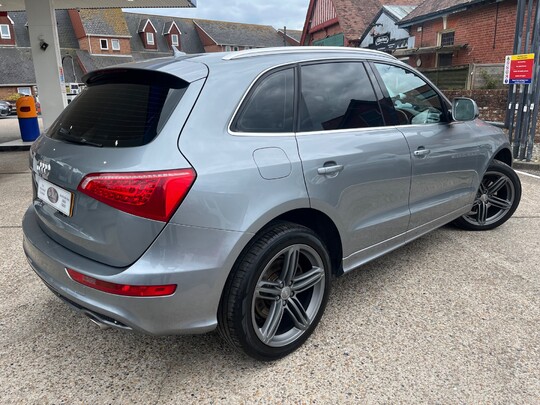 Audi Q5 3.0 TDI QUATTRO S LINE AUTOMATIC
