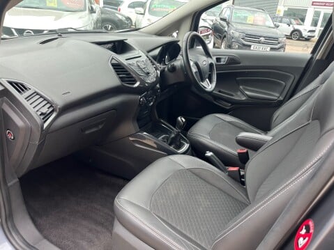Ford Ecosport 1.0 TITANIUM 12