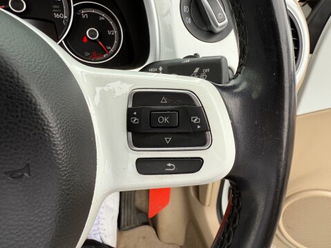 Volkswagen Beetle DESIGN TSI BLUEMOTION TECHNOLOGY 19