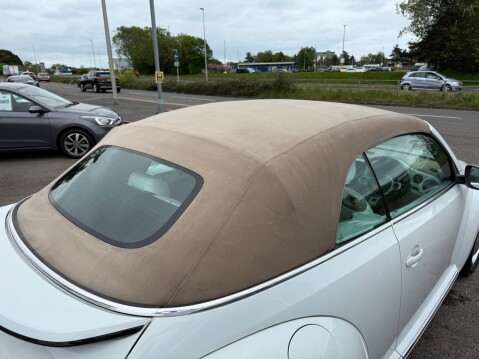 Volkswagen Beetle DESIGN TSI BLUEMOTION TECHNOLOGY 14