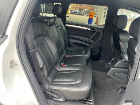 Audi Q7 3.0 TDI QUATTRO S LINE AUTOMATIC 12