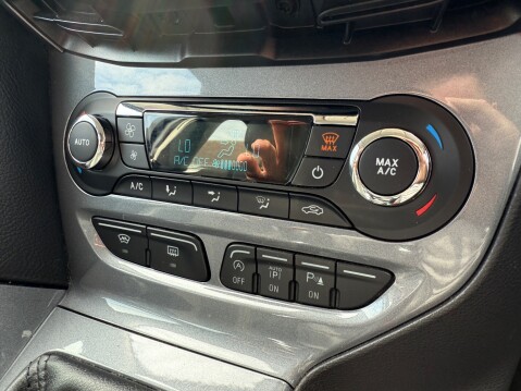 Ford Focus TITANIUM X 1.6 ECOBOOST 180 21