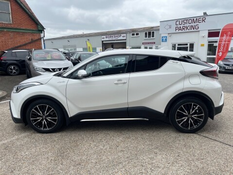 Toyota C-HR 1.8 EXCEL HYBRID AUTOMATIC 10