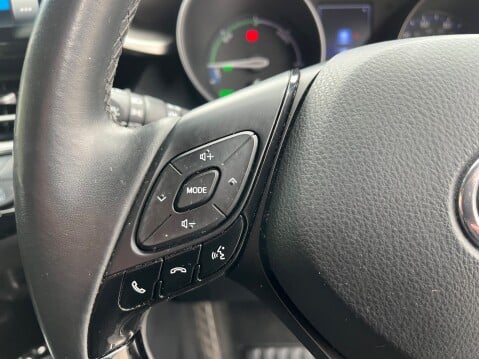 Toyota C-HR 1.8 EXCEL HYBRID AUTOMATIC 14