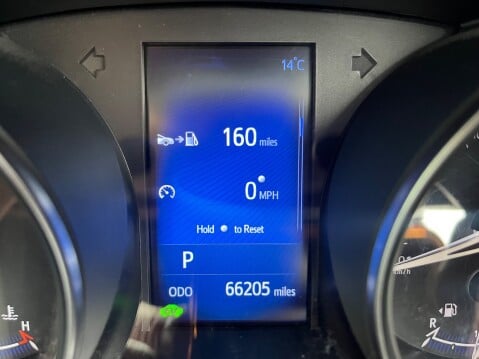 Toyota C-HR 1.8 EXCEL HYBRID AUTOMATIC 29