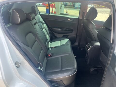 Kia Sportage CRDI KX-3 AUTOMATIC 7