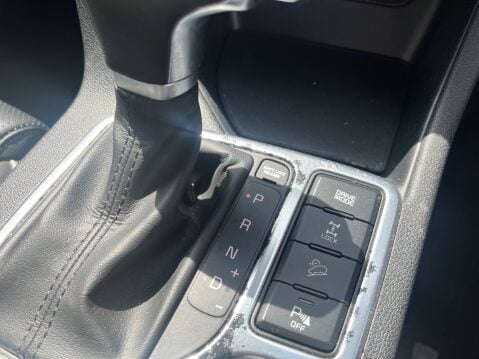 Kia Sportage CRDI KX-3 AUTOMATIC 19